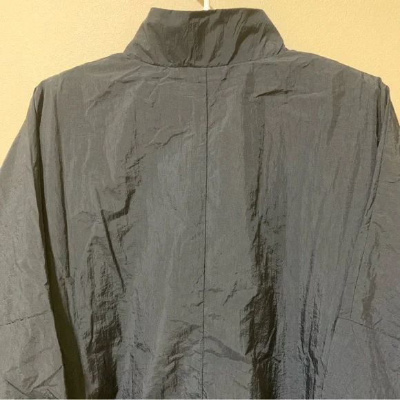 Nike Women’s Sportswear Essential Woven Jacket-Size XL New - Picture 4 of 8